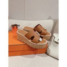 Hermes Sandals